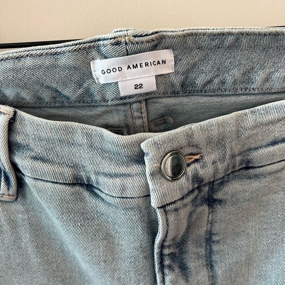 GOOD AMERICAN GOOD LEGS GROP LONG FRAY HEM JEANS IN BLUE669 NWT - Picture 5 of 16